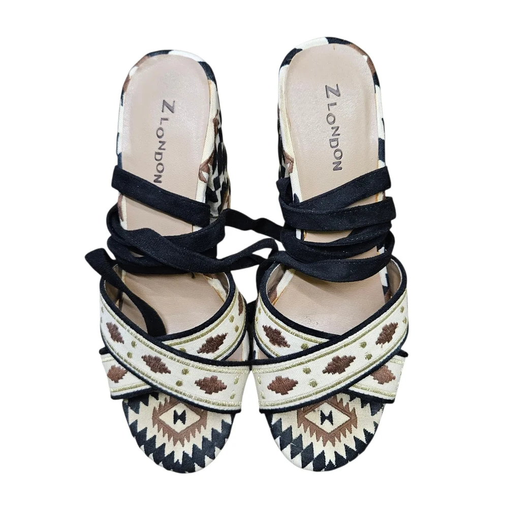 RELISTING SOON Lace up Heeled Sandals Size 7 Tribal Aztec Block Heels - Picture 11 of 16